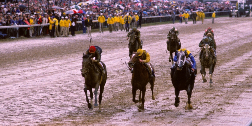 Personal Ensign (far left) runs down Kentucky Derby champ Winning Colors to cap an undefeated career.