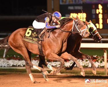 Axelrod gets up in time to win the Indiana Derby (G3) at Indiana Grand on Saturday (photo by Tom Ferry).